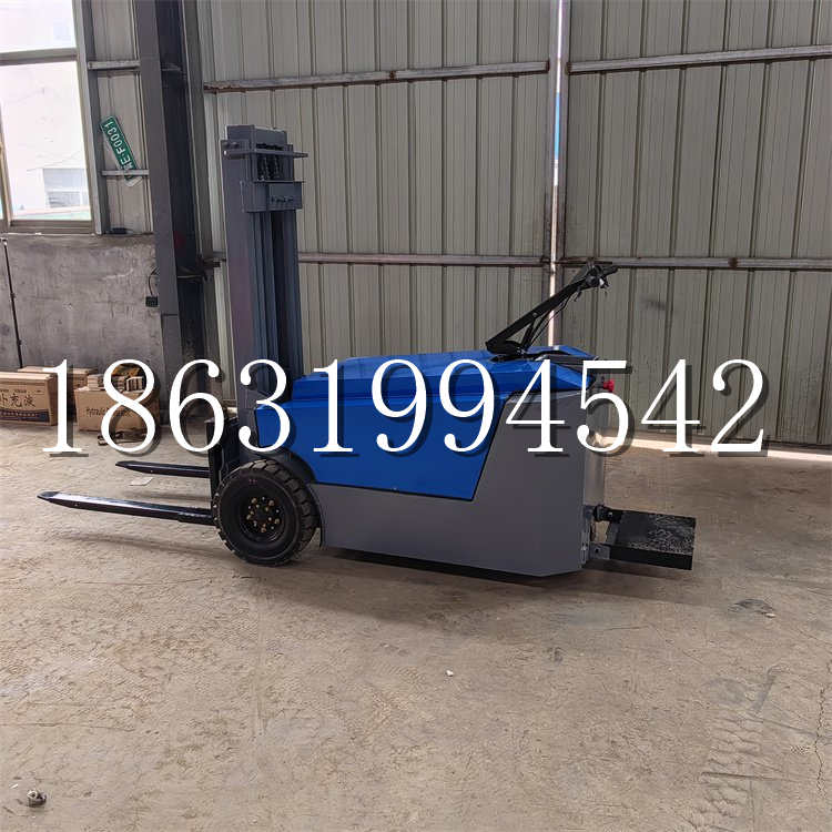玉门市全电动叉车插腿式堆高车液压装卸车1.5吨升高小型站驾式铲车